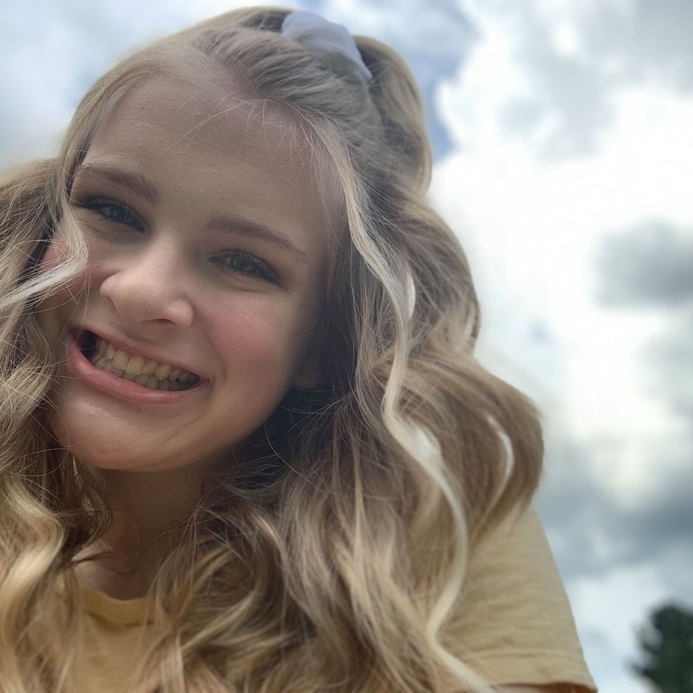 Meet your Posher, Jena